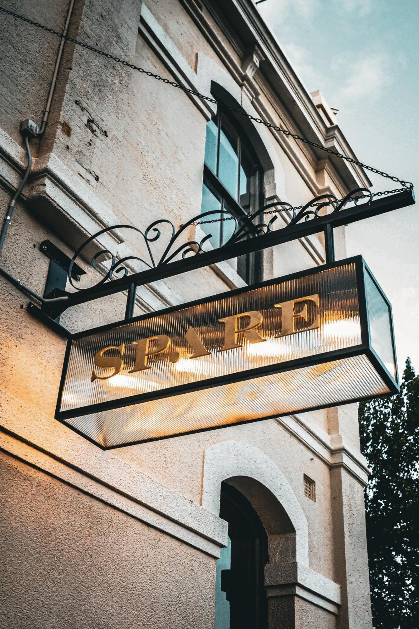 Prince Of Wales Hotel Вага Вага Екстериор снимка